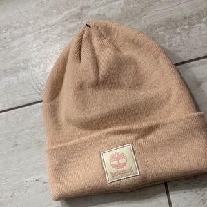Timberland Light pink Knit Beanie o/s ..NWT
Ladies .. soft smooth knit